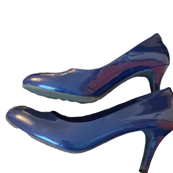Pretty Blue Ladies Heels by Comfort Plus Size 8.5